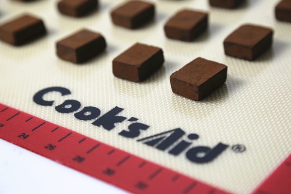 US Half Size Silicone Baking Sheet